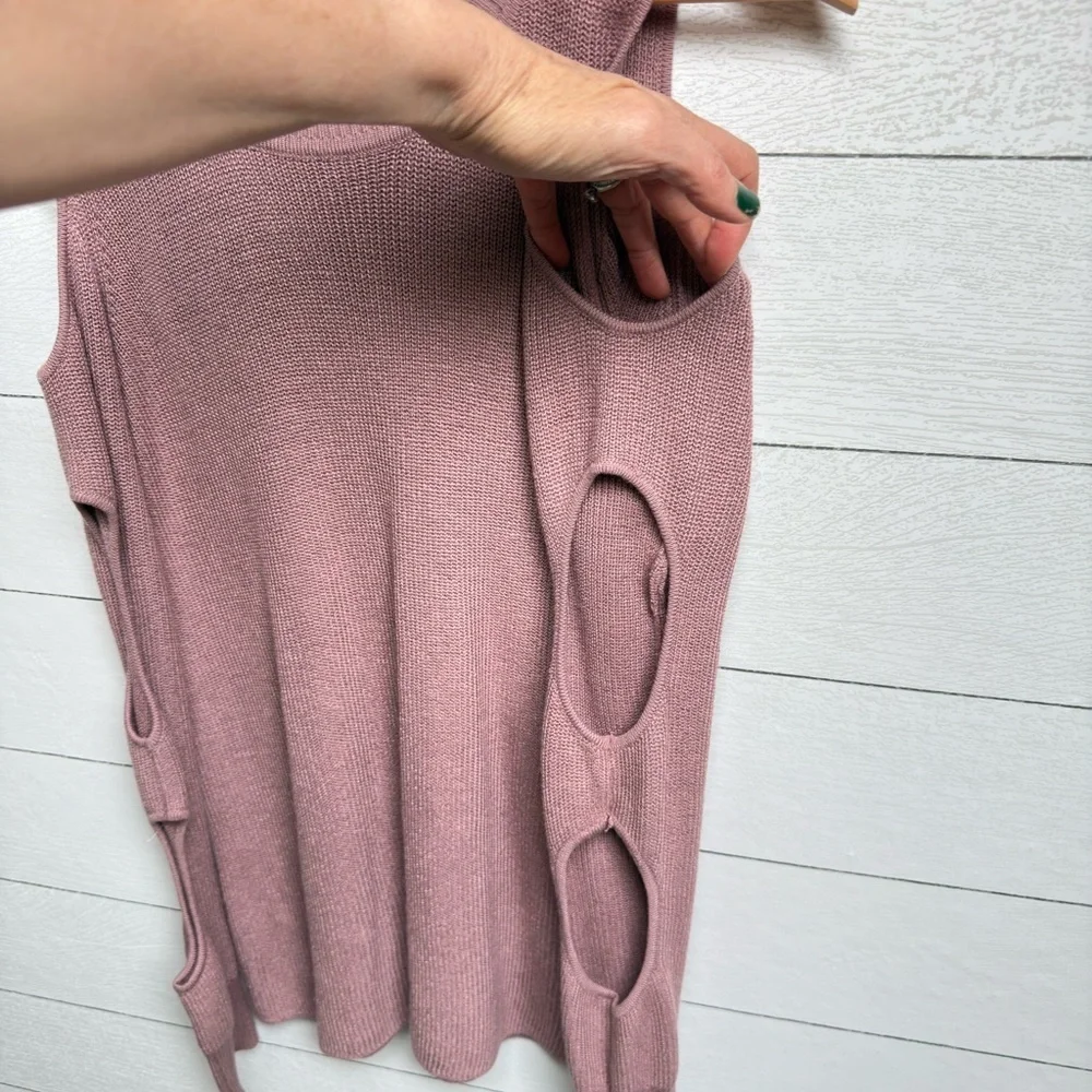 Hippie Rose | Mauve Cutout Sleeve Sweater – Soft Edge | Size L